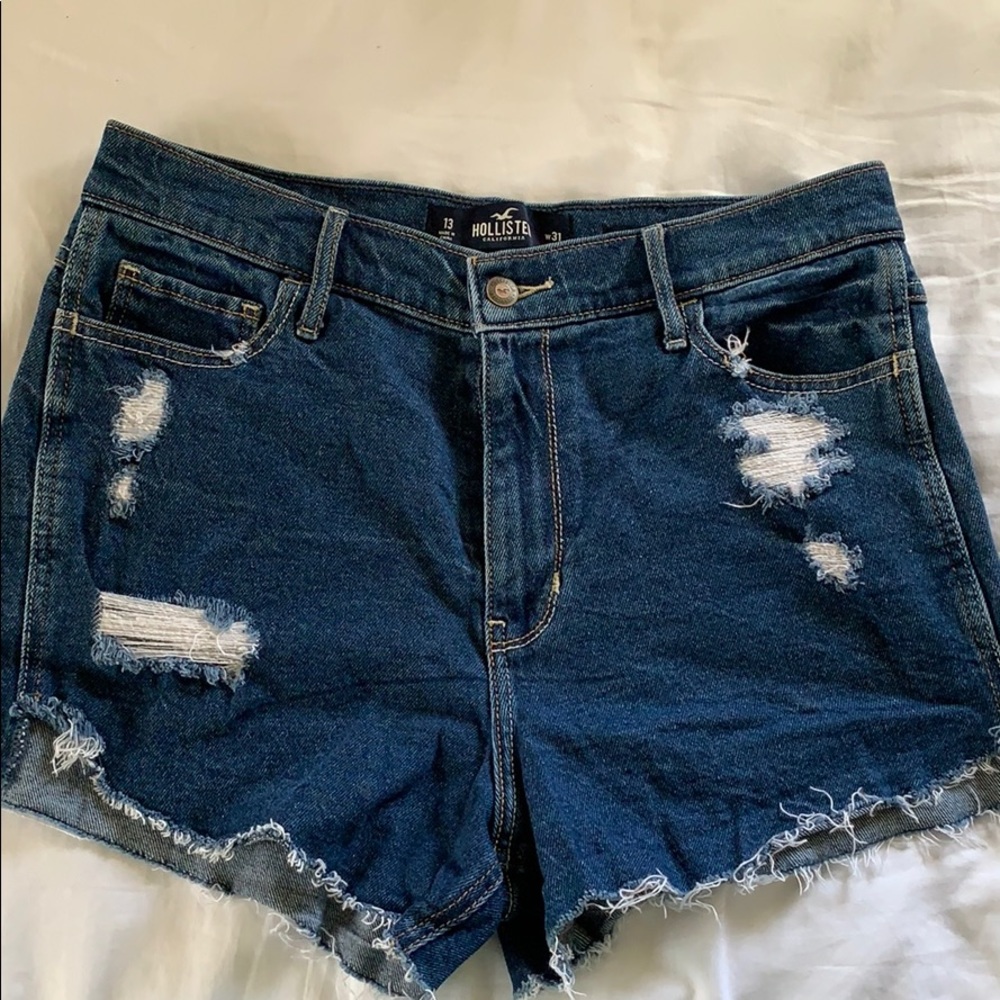Hollister Ultra High-Rise Short-Short